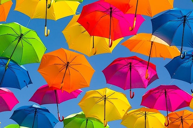 Bunte Schirme am Himmerl