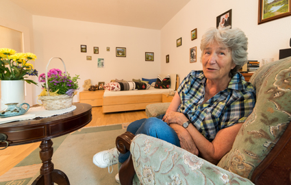 Seniorin im Diakoniezentrum